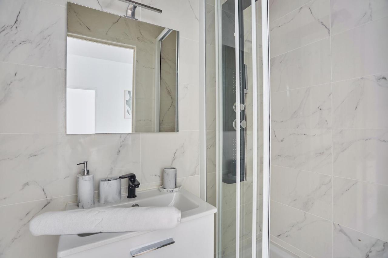 Residence Neuilly Bois De Boulogne By Studio Prestige 외부 사진